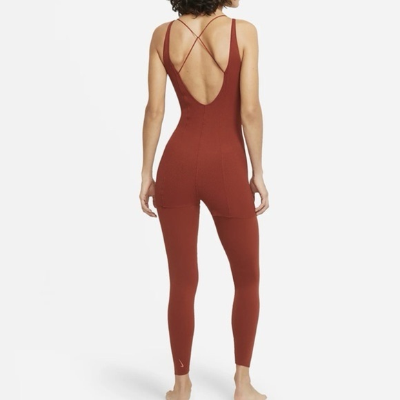 Nike yoga luxe layered compression Jumpsuit - Picture 2 of 8